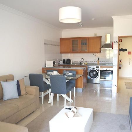 Apartamento Deolinda - Nossa Sra Da Rocha 珀彻斯 外观 照片